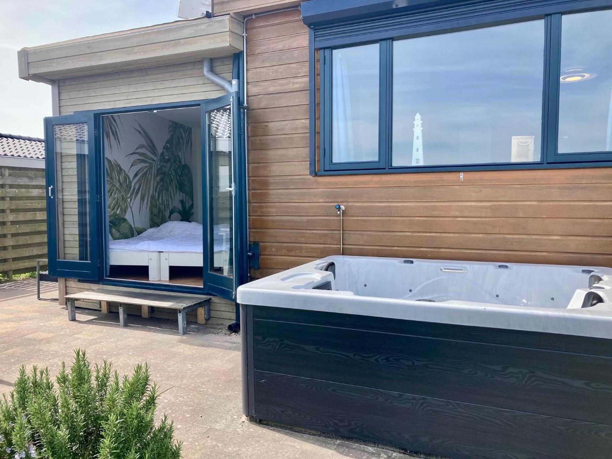 Lakeview 6 Pers Holiday Home Aurora With Fenced Garden, Whirlpool And Sauna Anjum Екстериор снимка